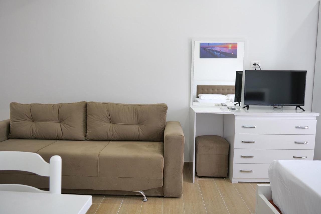 Iljo Apartments Ksamil Ngoại thất bức ảnh